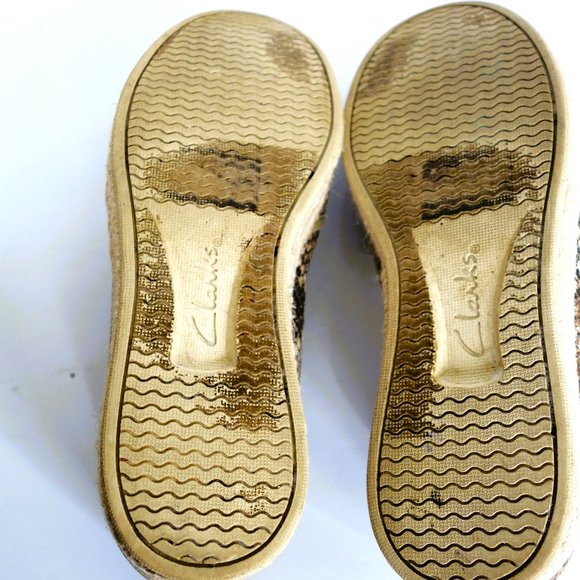 Clarks "Azella Major" Snake Perferated Leather Espadrilles Slip Ons 8.5 M - Picture 5 of 5